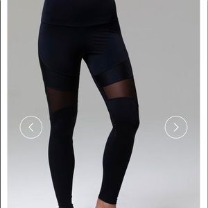 NWOT black yoga pants
